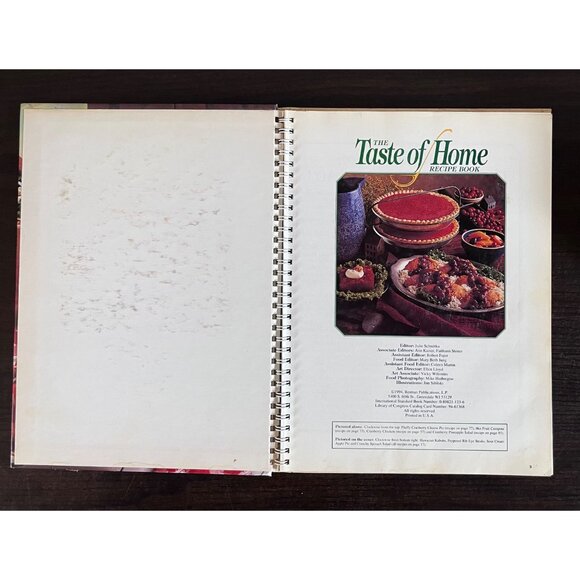 Taste Of Home Bundle Of Two Hardback Cookbooks Recipes - Picture 3 of 9